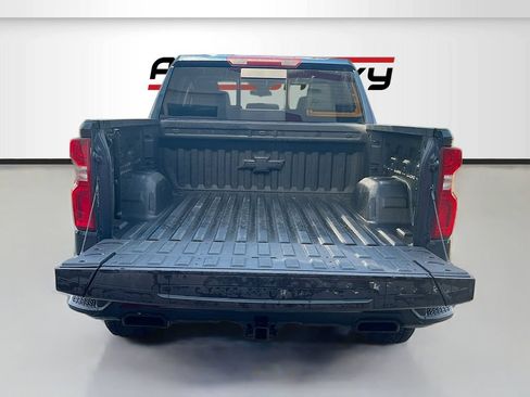 Used 2022 Chevrolet Silverado 1500 LT Trail Boss w/ Convenience Package II AWD/4WD image 28