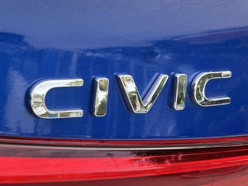 Used 2024 Honda Civic Sport image 11