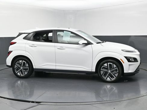 Used 2023 Hyundai Kona SEL image 6