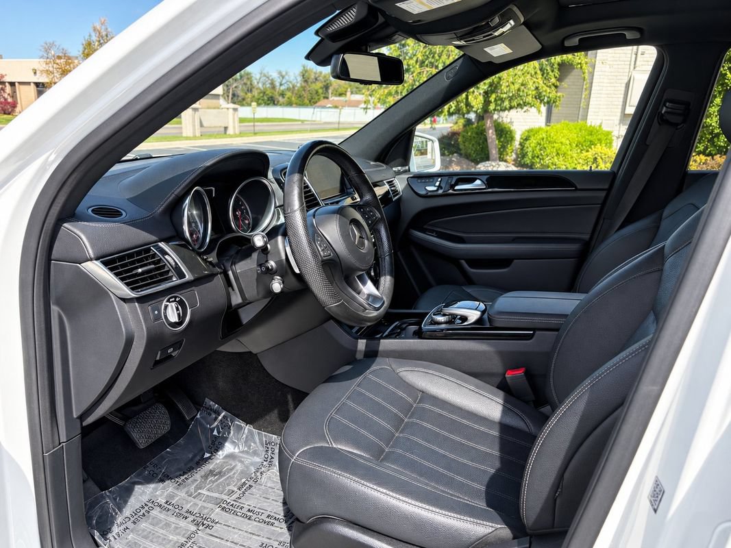 Used 2019 Mercedes-Benz GLS 450 4MATIC image 9