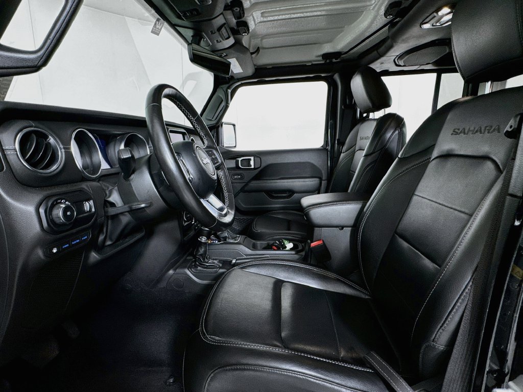 Used 2023 Jeep Wrangler Unlimited Sahara w/ Cold Weather Group AWD/4WD image 12