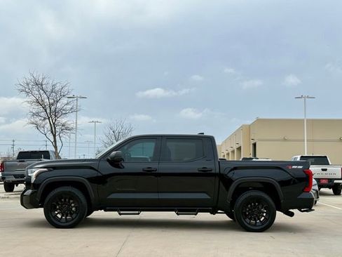 Used 2023 Toyota Tundra SR5 image 7