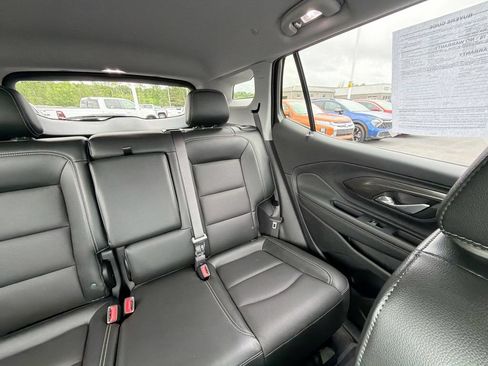Used 2024 GMC Terrain SLT w/ Tech Package AWD/4WD image 14