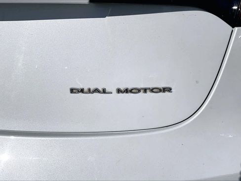 Used 2018 Tesla Model 3 Long Range image 9