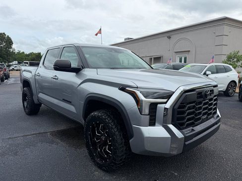 Used 2023 Toyota Tundra SR5 w/ TRD Off-Road Premium Package AWD/4WD image 4