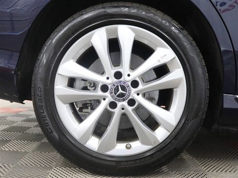 Used 2020 Mercedes-Benz C 300 4MATIC Sedan image 39