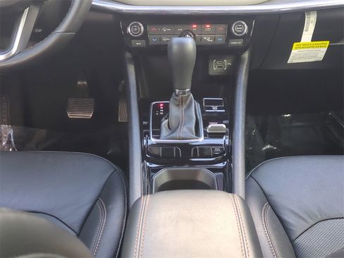 Certified 2022 Jeep Compass Limited image 19