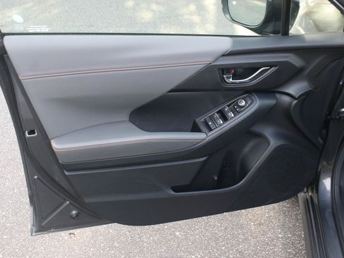 Used 2024 Subaru Crosstrek 2.5i Limited w/ Popular Package #4A AWD/4WD image 11