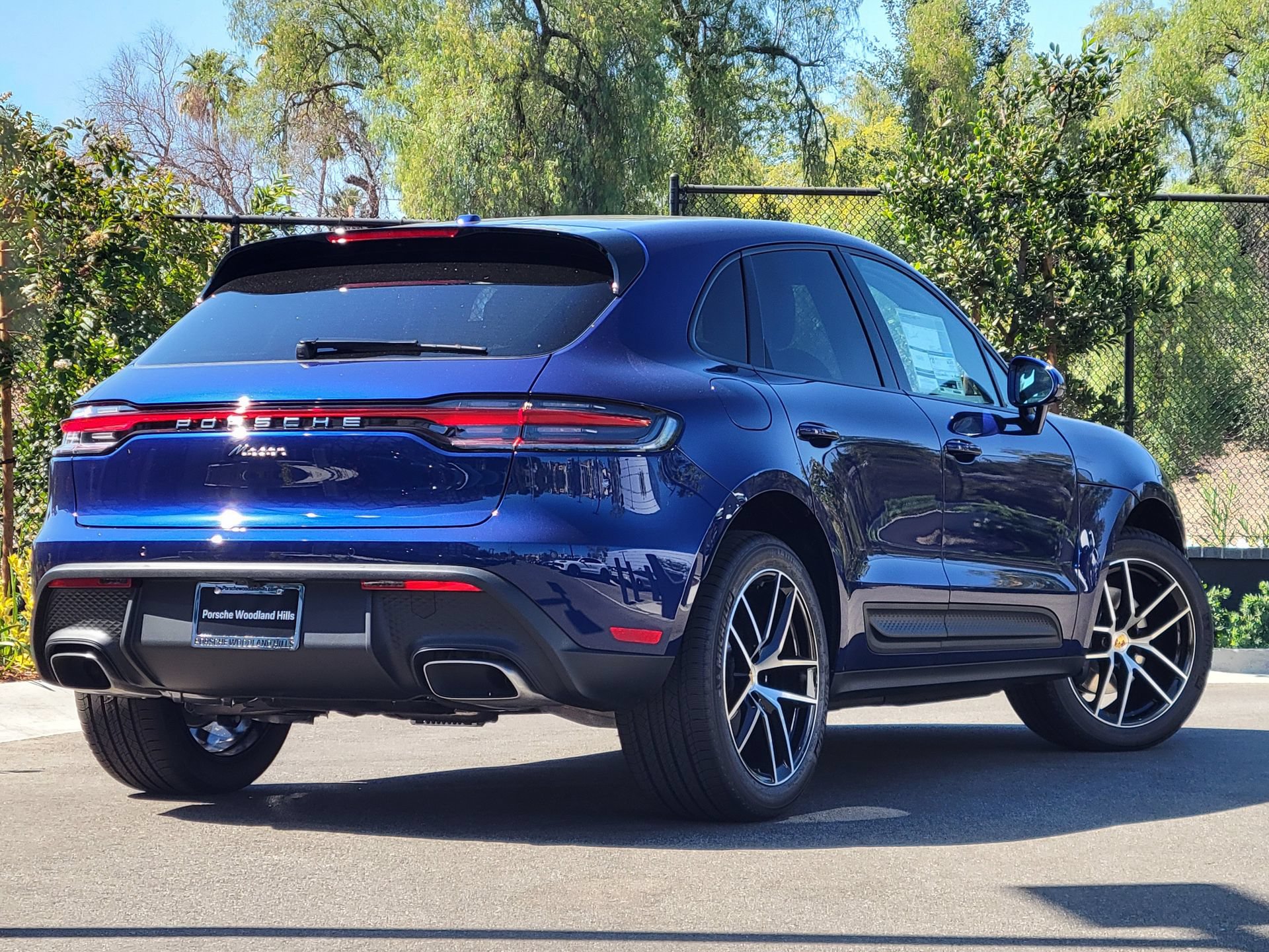 Used 2026 Porsche Macan Turbo AWD/4WD image 7