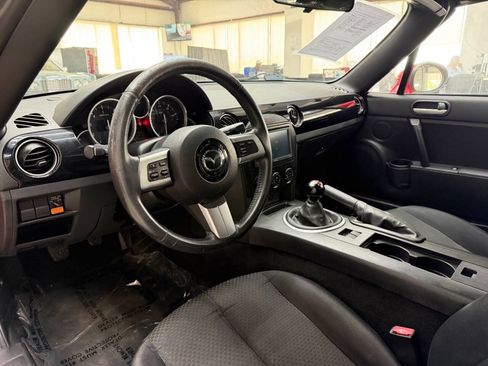 Used 2007 MAZDA MX-5 Miata Touring RWD image 15