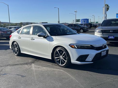 Certified 2023 Honda Civic Touring image 29