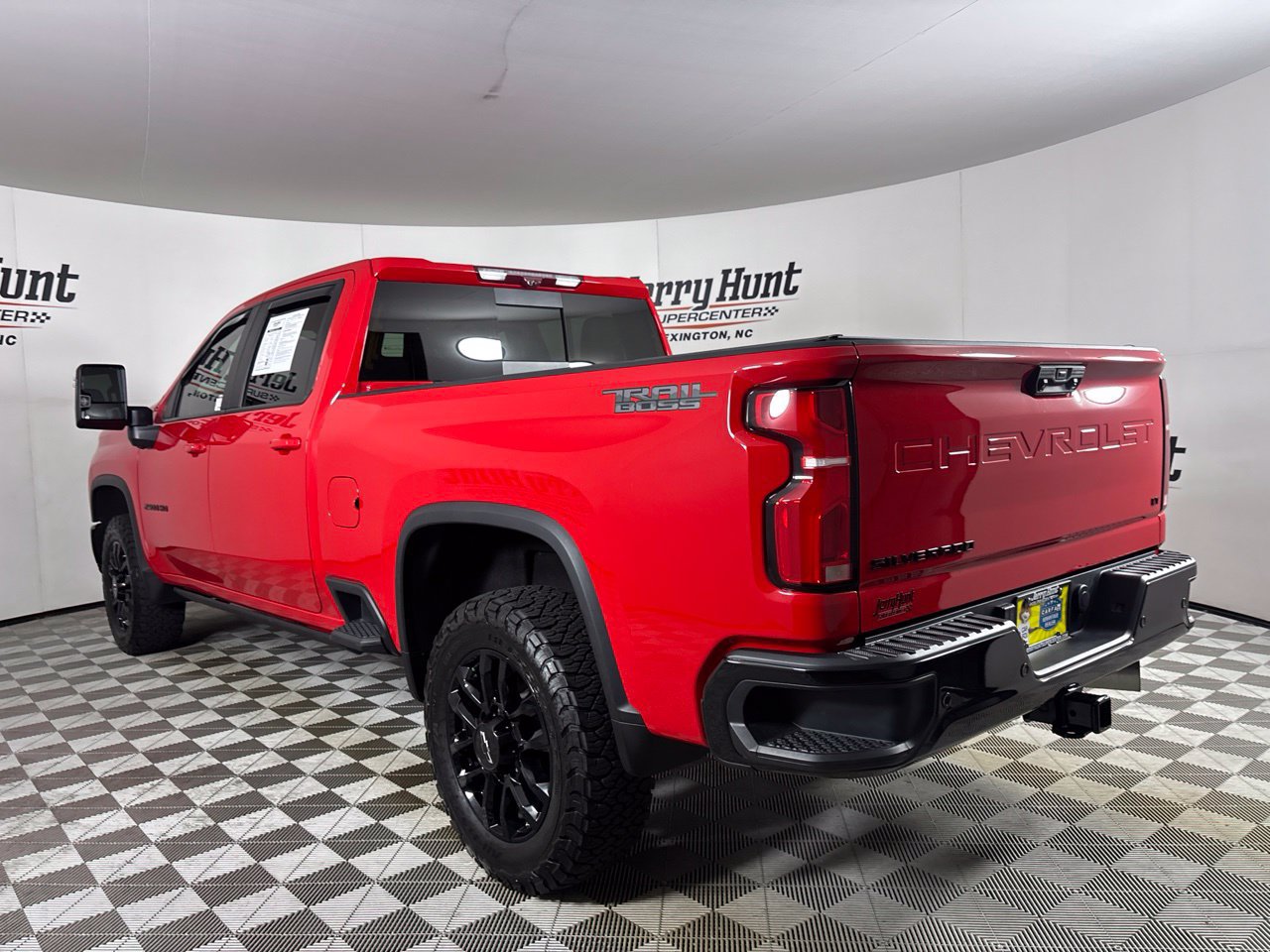 Used 2025 Chevrolet Silverado 2500 LT w/ Trail Boss Package AWD/4WD image 6