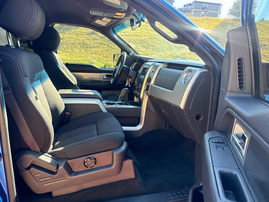 Used 2013 Ford F150 FX4 w/ Mid Equipment Group AWD/4WD image 25