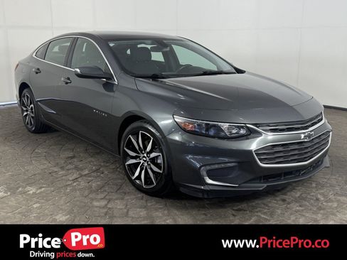 Used 2017 Chevrolet Malibu LT FWD image 1
