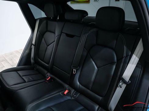 Used 2023 Porsche Macan GTS w/ Premium Package Plus AWD/4WD image 56