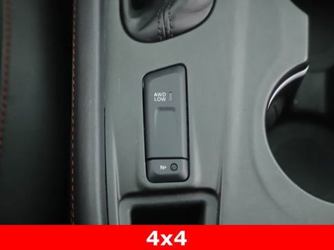 Used 2025 Dodge Durango R/T image 28