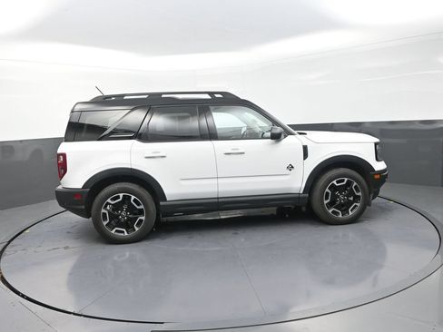Used 2024 Ford Bronco Sport Outer Banks AWD/4WD image 11