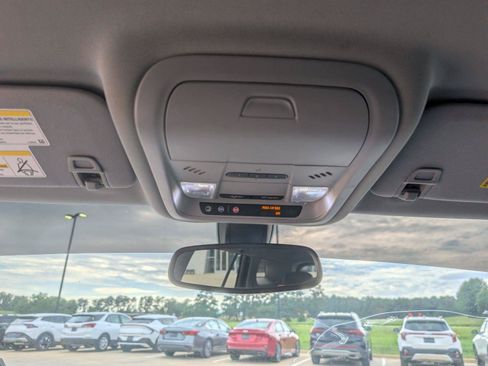 Used 2019 GMC Terrain SLT w/ Preferred Package FWD image 37