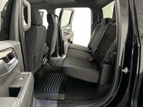 Used 2024 Chevrolet Silverado 1500 LT w/ Z71 Off-Road Package image 20