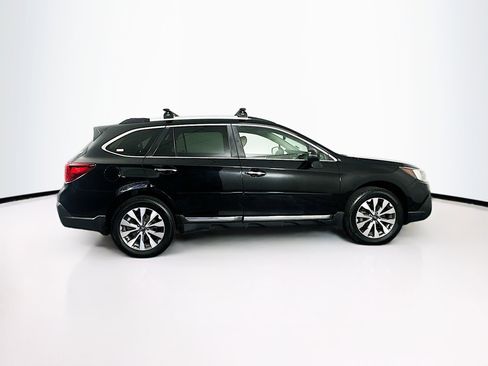 Used 2019 Subaru Outback 3.6R Touring AWD/4WD image 10