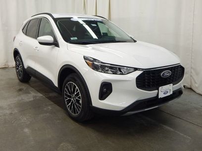 New 2025 Ford Escape SE
