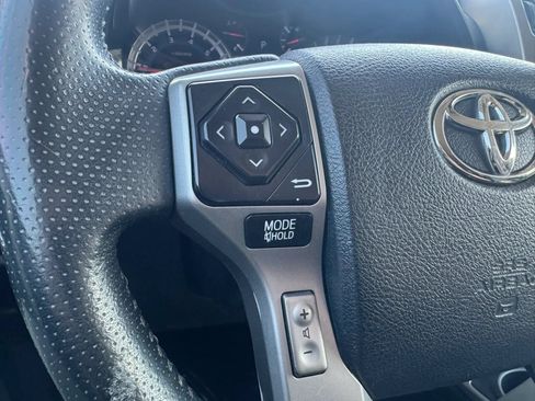 Used 2016 Toyota 4Runner SR5 AWD/4WD image 22