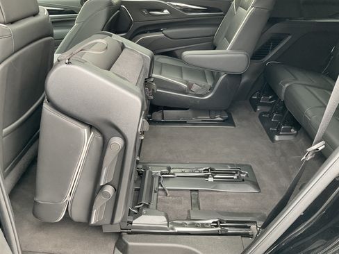 Used 2024 Cadillac Escalade Sport AWD/4WD image 45