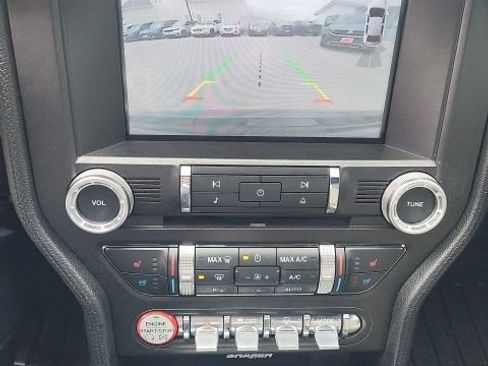 Used 2017 Ford Mustang GT Premium w/ GT Performance Package RWD image 8