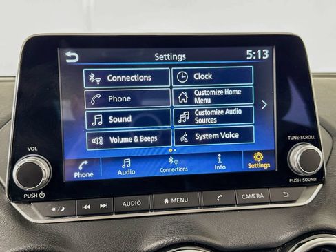 Used 2024 Nissan Sentra SV FWD image 21