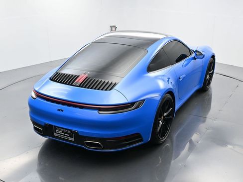 Certified 2022 Porsche 911 Carrera w/ Sport Chrono Package image 37