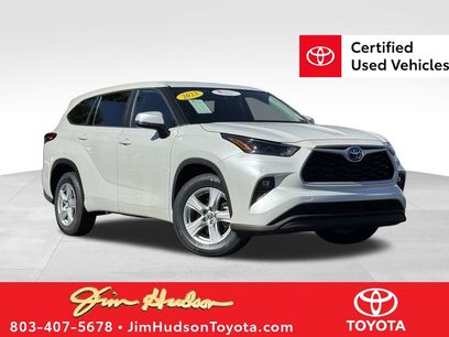 Certified 2023 Toyota Highlander LE
