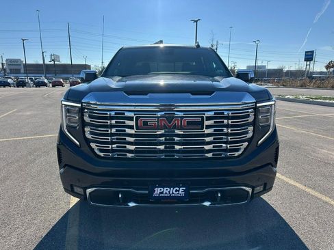 Used 2025 GMC Sierra 1500 Denali w/ Denali Reserve Package image 8