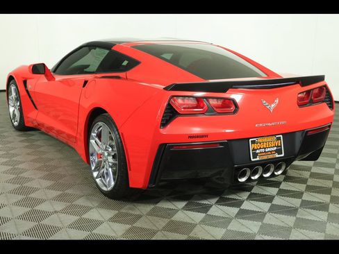 Used 2014 Chevrolet Corvette Stingray Coupe w/ Battery Protection Package RWD image 10