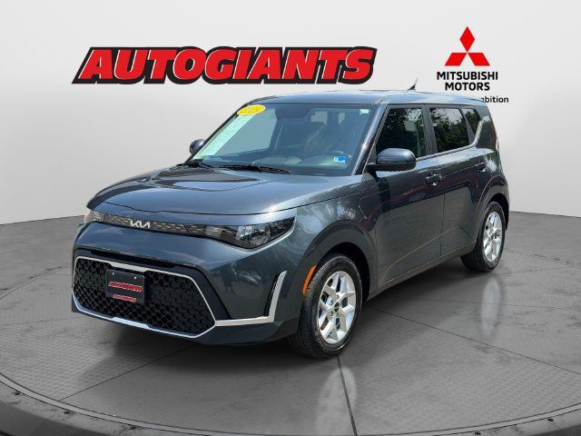 Used 2025 Kia Soul LX w/ LX Technology Package FWD image 7