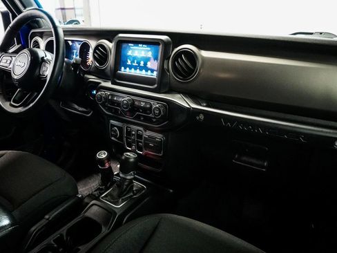 Used 2020 Jeep Wrangler Unlimited Sport S AWD/4WD image 10