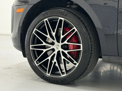 Used 2022 Porsche Macan S AWD/4WD image 97