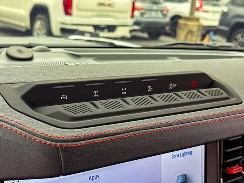 Used 2025 Ford Bronco Raptor w/ Interior Carbon Fiber Pack AWD/4WD image 30