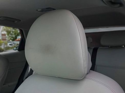 Certified 2025 Hyundai Kona Limited FWD image 26