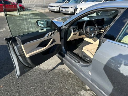Used 2023 BMW i4 eDrive40 image 9