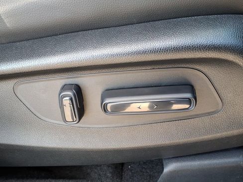 Used 2024 Honda CR-V EX-L image 6