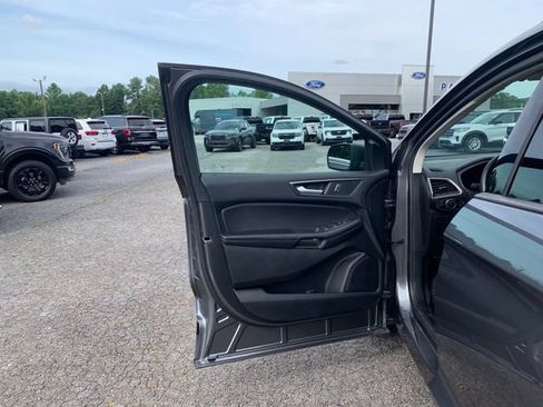 Used 2024 Ford Edge SE AWD/4WD image 21