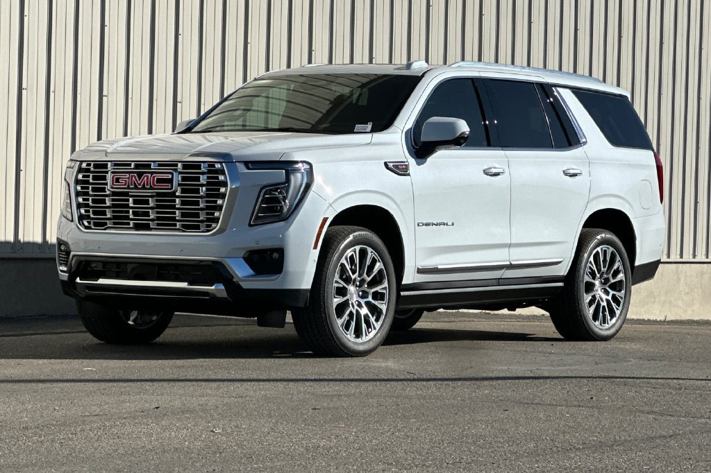 New 2027 GMC Yukon Denali w/ Denali Reserve Package AWD/4WD image 4