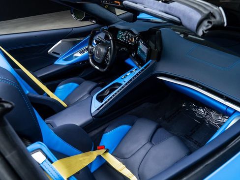 Used 2025 Chevrolet Corvette Z06 RWD image 40