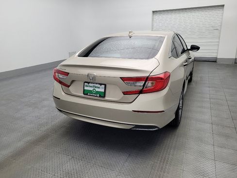 Used 2019 Honda Accord EX image 7