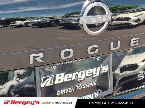 Used 2024 Nissan Rogue SV AWD/4WD image 34