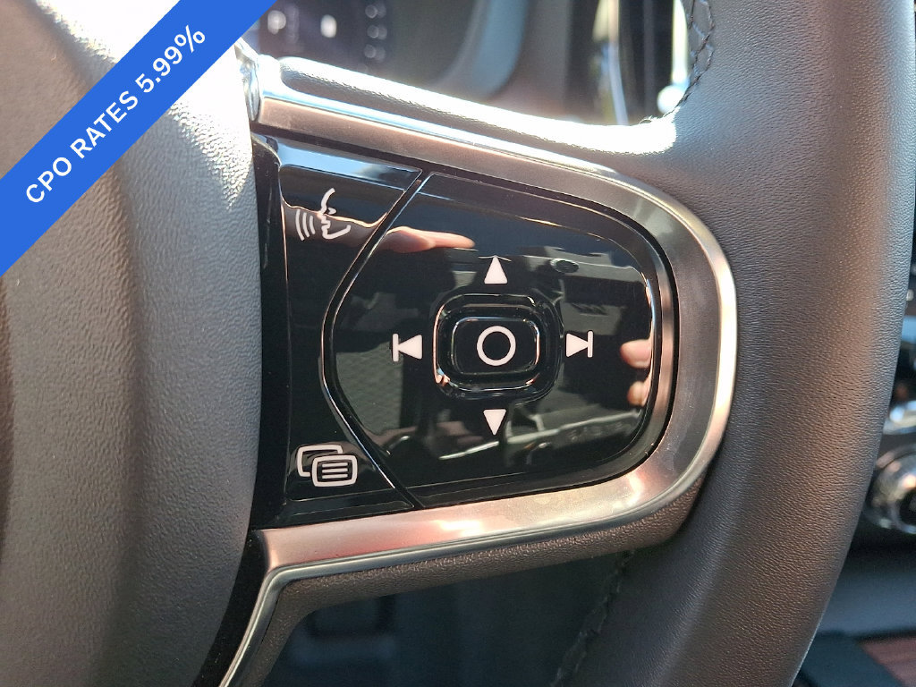 Certified 2024 Volvo XC60 B5 Plus w/ Protection Package Premier AWD/4WD image 21