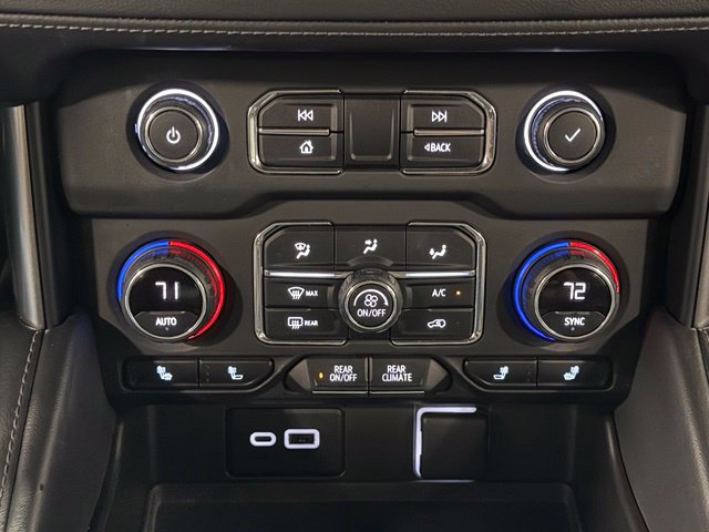 Used 2021 Chevrolet Tahoe LT w/ LT Signature Plus Package RWD image 30