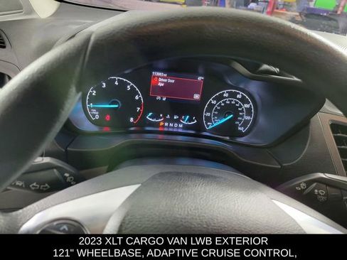 Used 2023 Ford Transit Connect XLT image 31