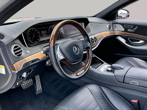 Used 2014 Mercedes-Benz S 550 Sedan image 15