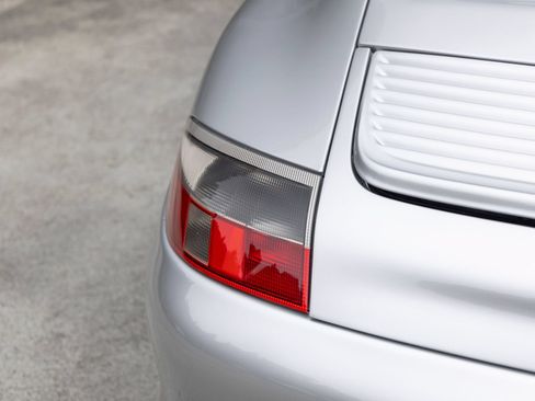 Used 2003 Porsche 911 Targa RWD image 18